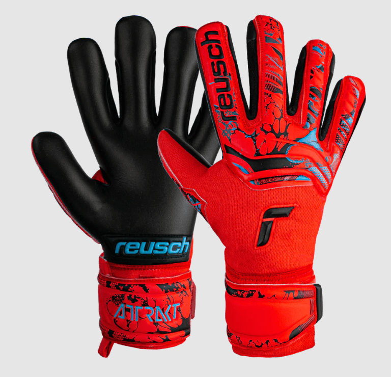 Reusch Attrakt Grip Evolution Goalkeeper Gloves - Best Buy Soccer